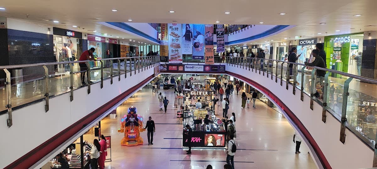 JHV Mall thumbnail 3