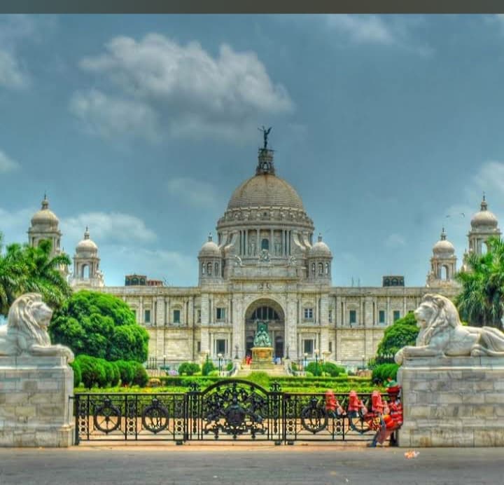 Victoria Memorial thumbnail 2