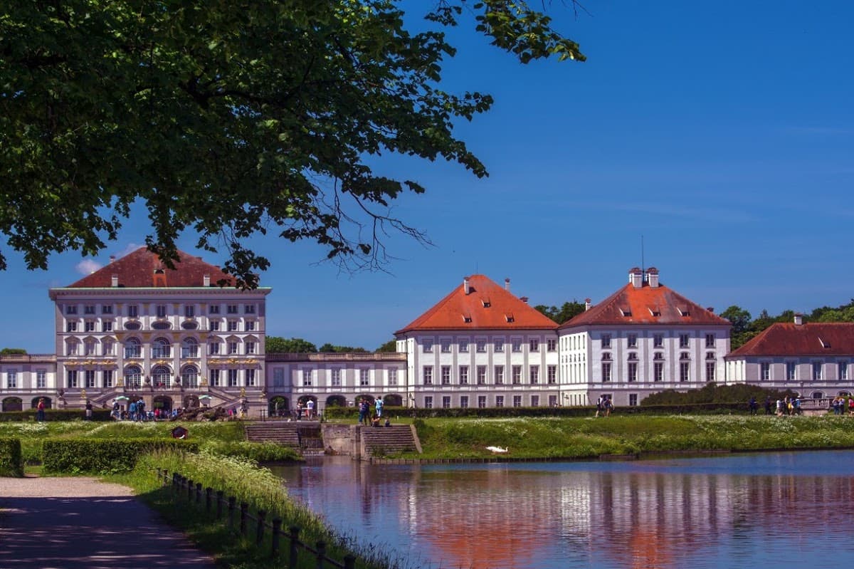 Schlosspark Nymphenburg thumbnail 3