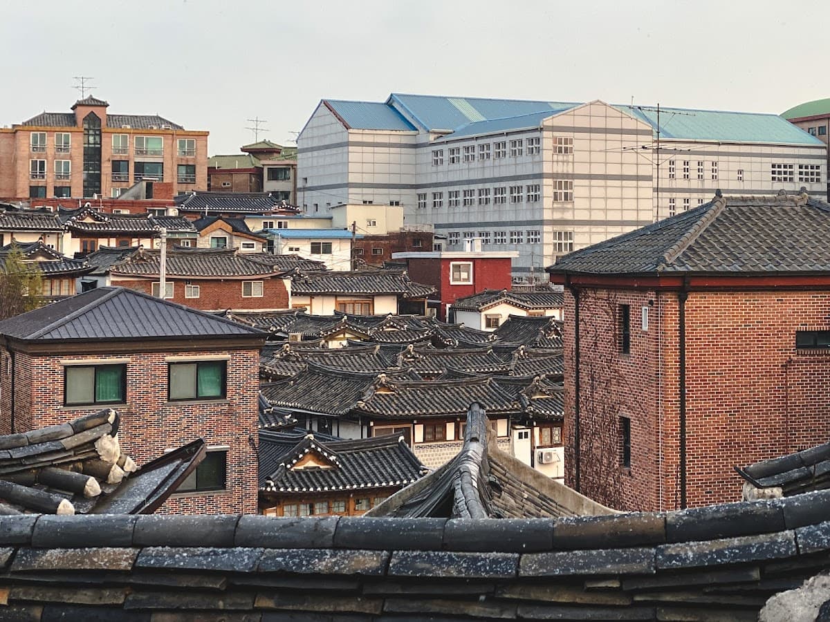 Bukchon Hanok Village thumbnail 3