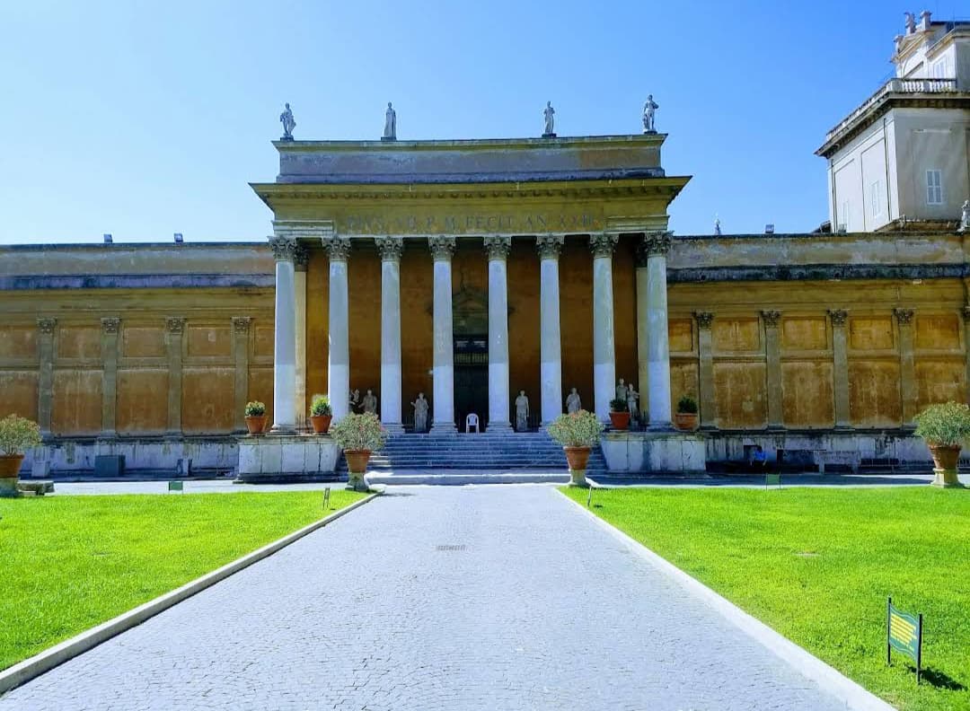 Vatican Museums thumbnail 2