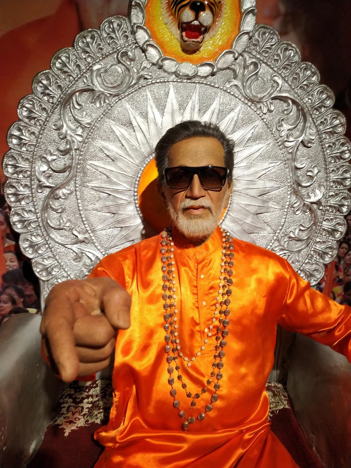 Sunil's Celebrity Wax Museum thumbnail 2