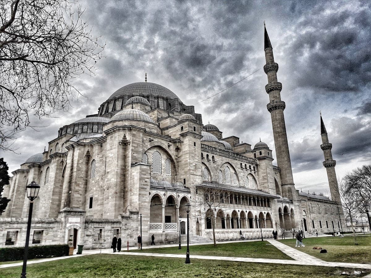 Suleymaniye Mosque thumbnail 2