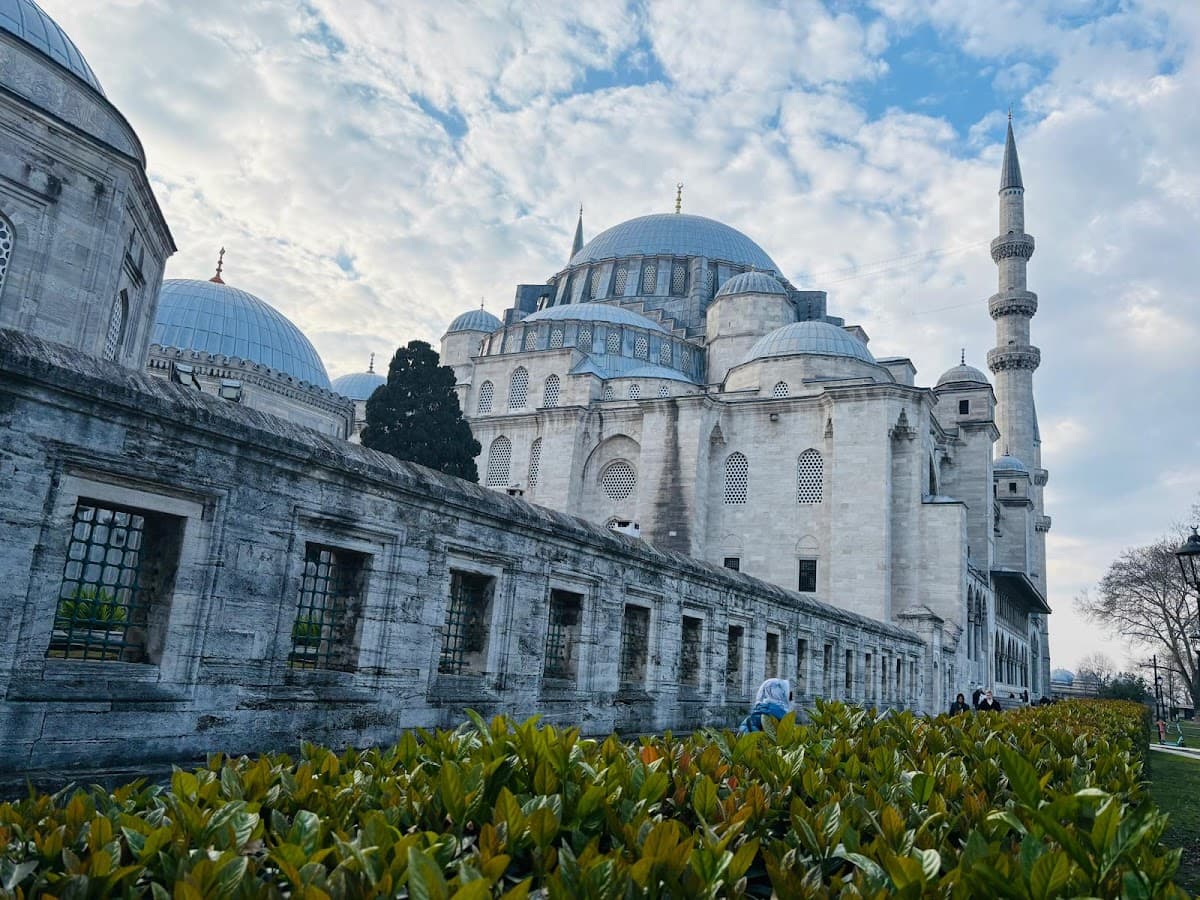 Suleymaniye Mosque thumbnail 3
