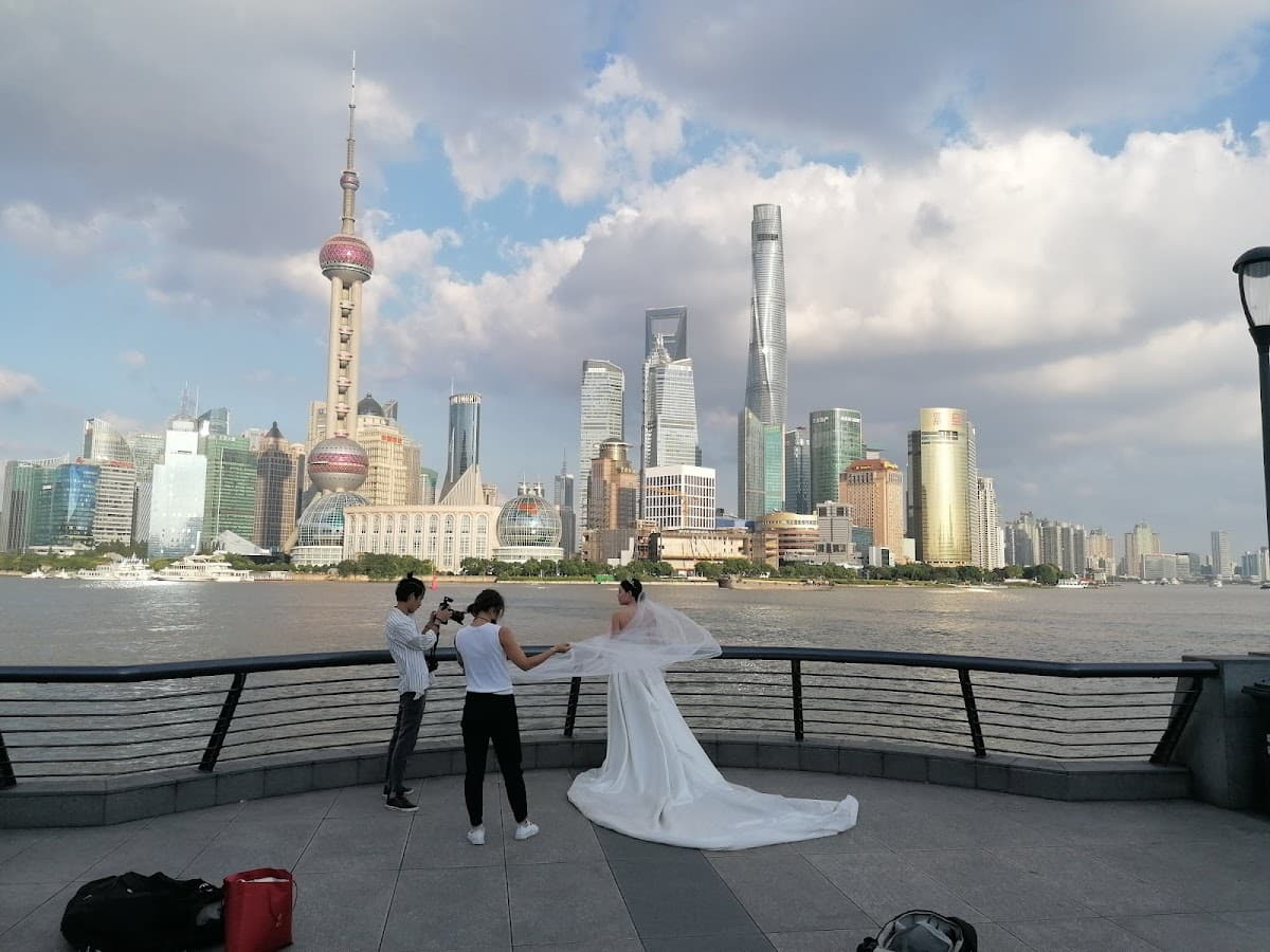 The Bund thumbnail 2