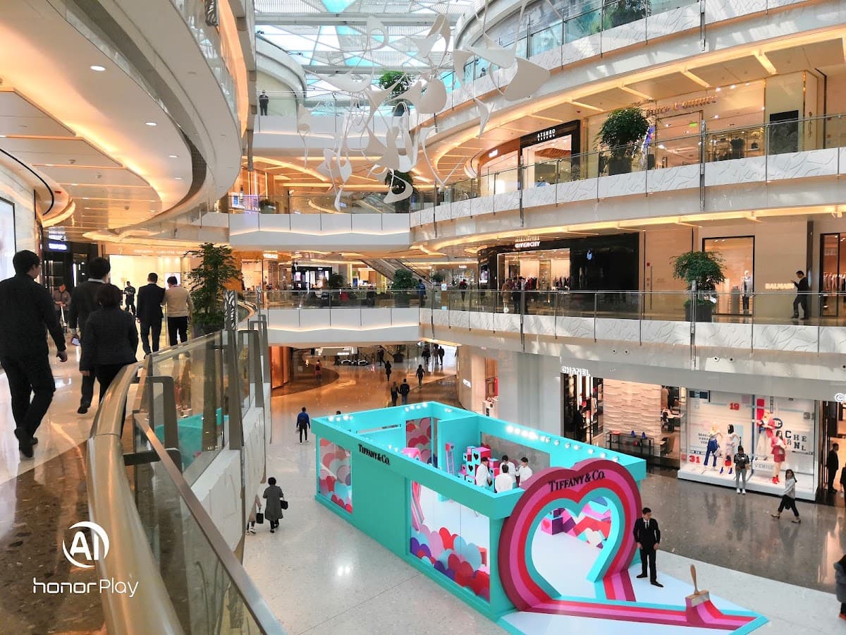 IFC Mall thumbnail 2