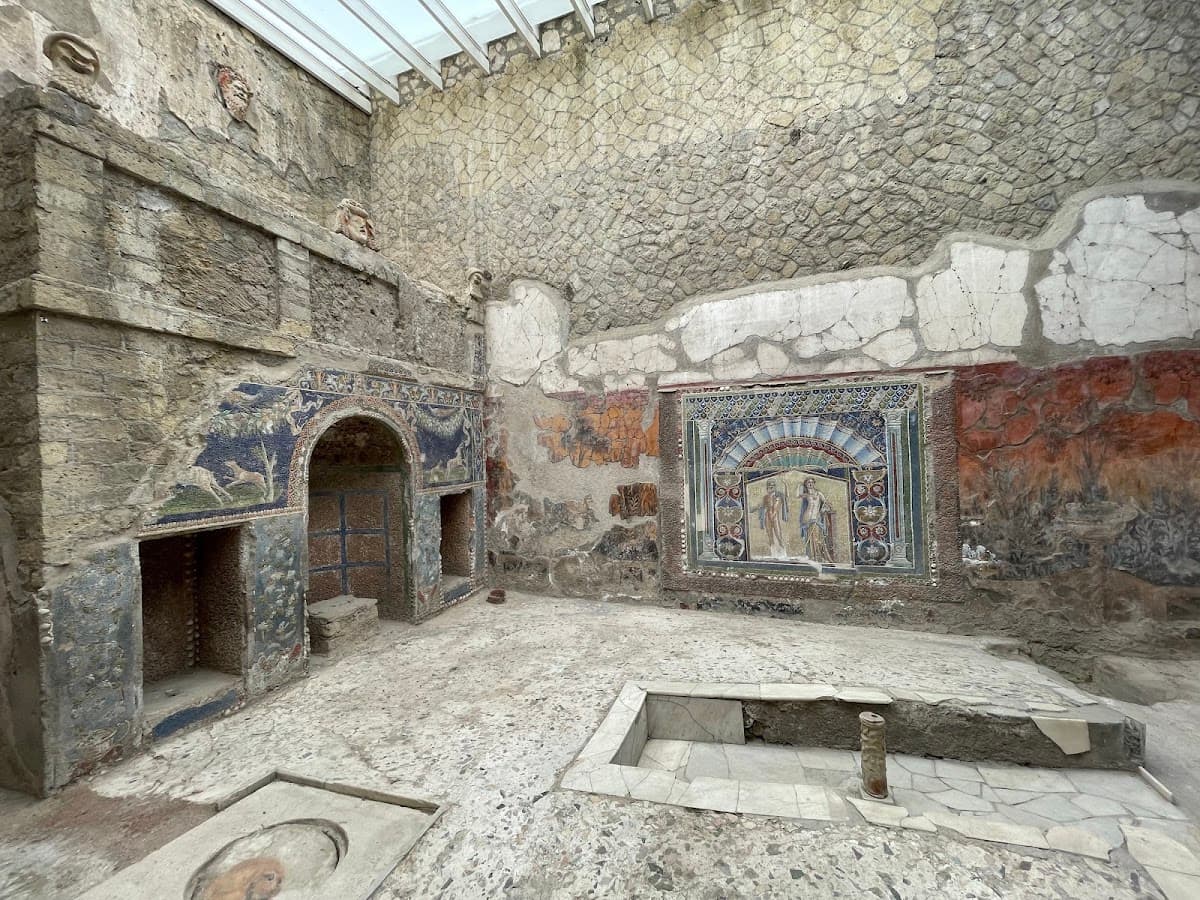 Archaeological Park of Herculaneum thumbnail 2