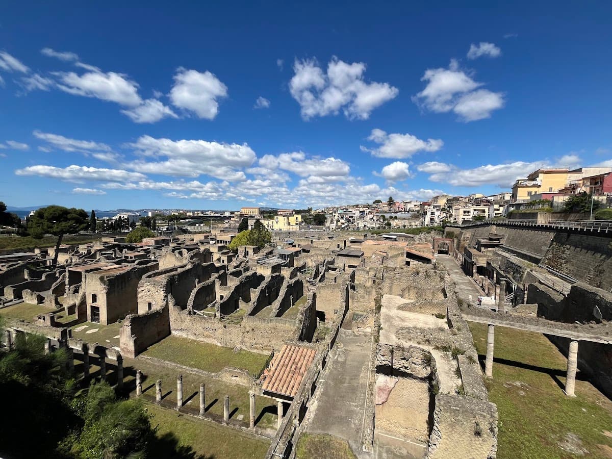 Archaeological Park of Herculaneum thumbnail 3