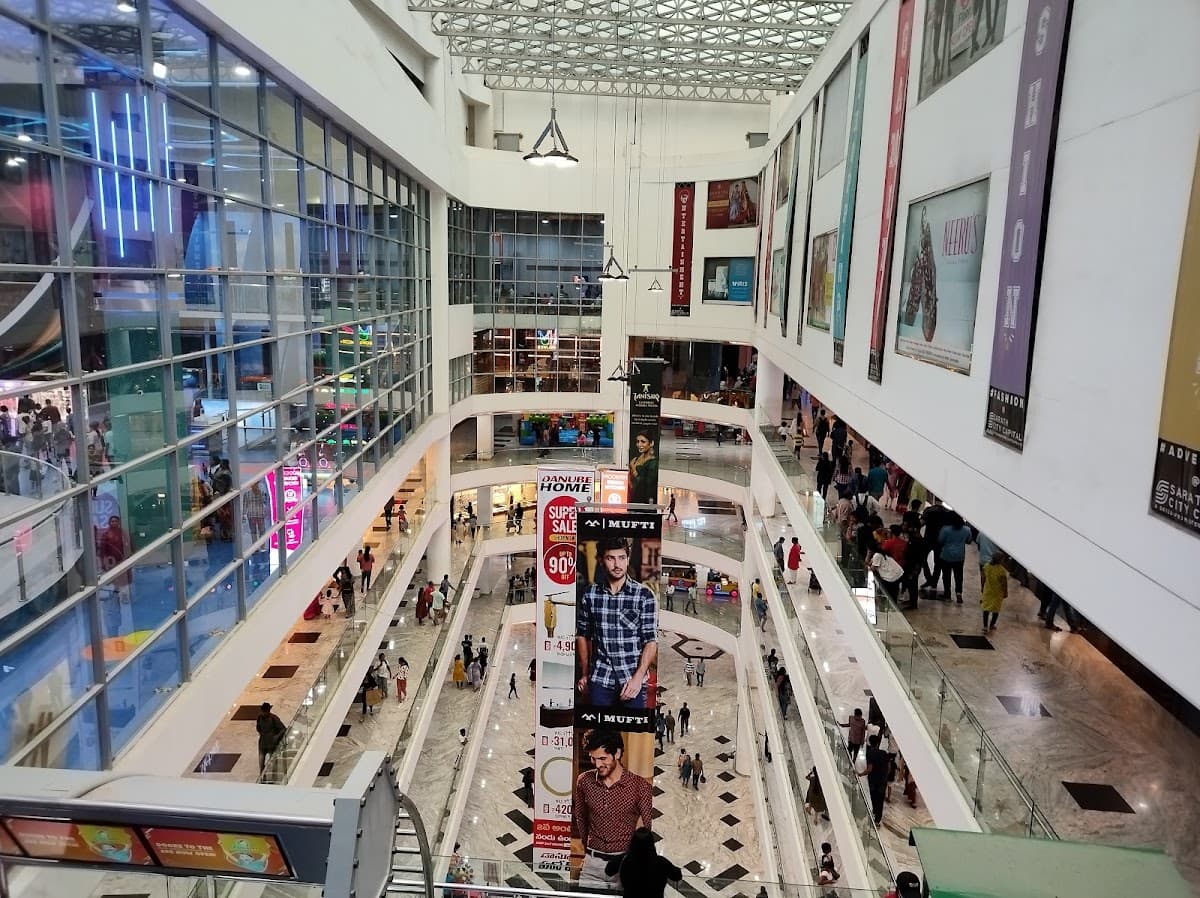 Sarath City Capital Mall thumbnail 2