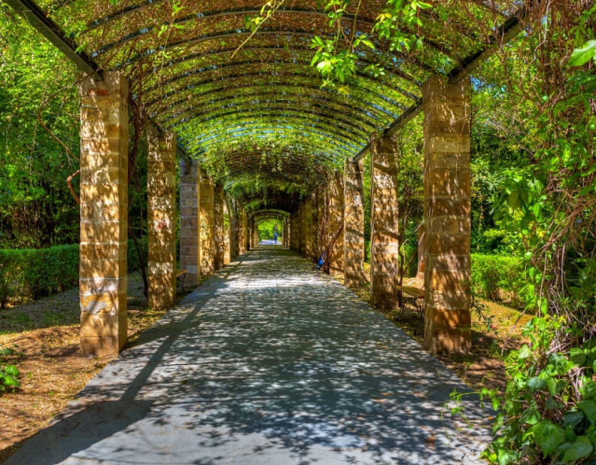 Athens National Garden thumbnail 2