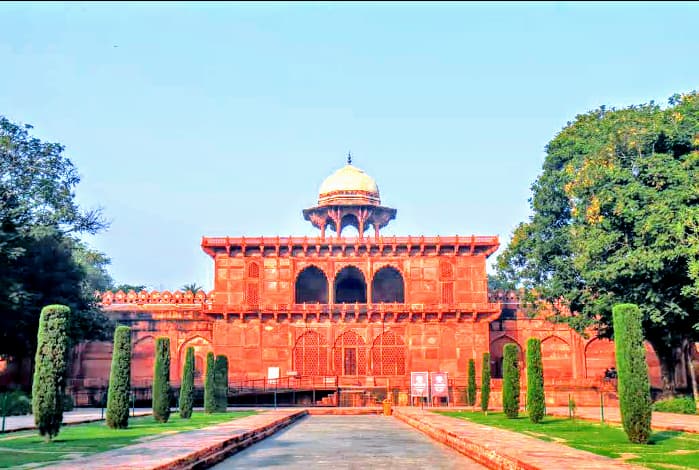 Taj Museum
