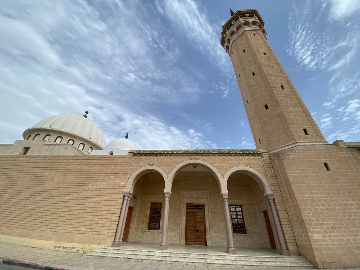 Bourguiba Mosque thumbnail 2