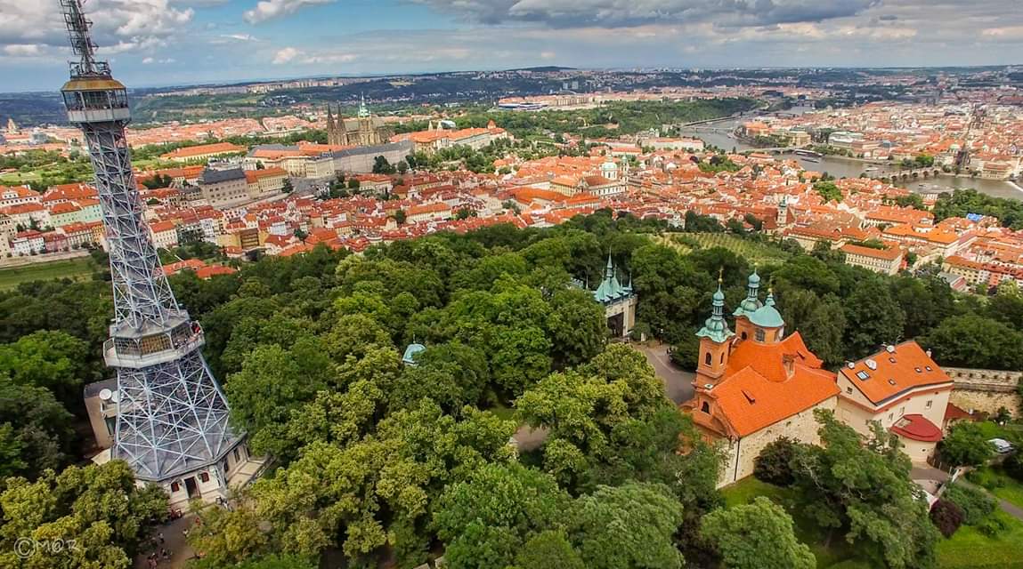 Petrin Tower thumbnail 2