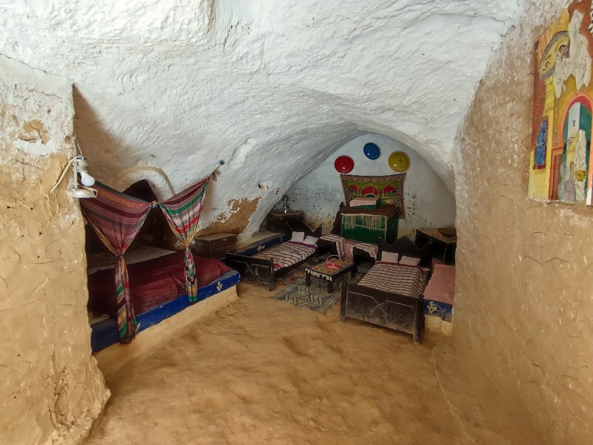 Ksour Troglodyte Museum - ⴰⵙⴰⵍⴰⵢ ⵏ ⵉⵖⴻⵔⵙⵉⵡⴻⵏ thumbnail 2
