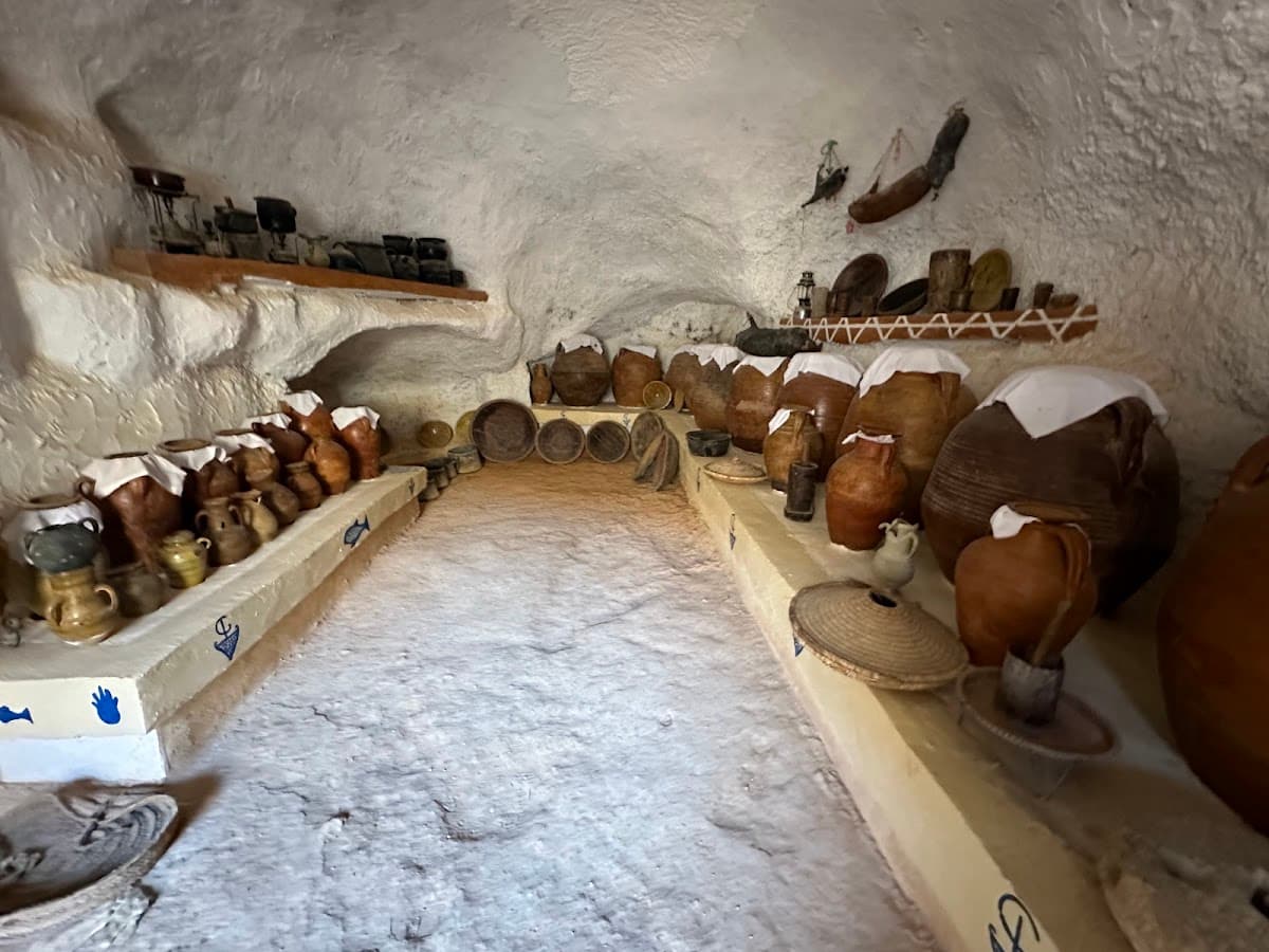 Ksour Troglodyte Museum - ⴰⵙⴰⵍⴰⵢ ⵏ ⵉⵖⴻⵔⵙⵉⵡⴻⵏ thumbnail 3