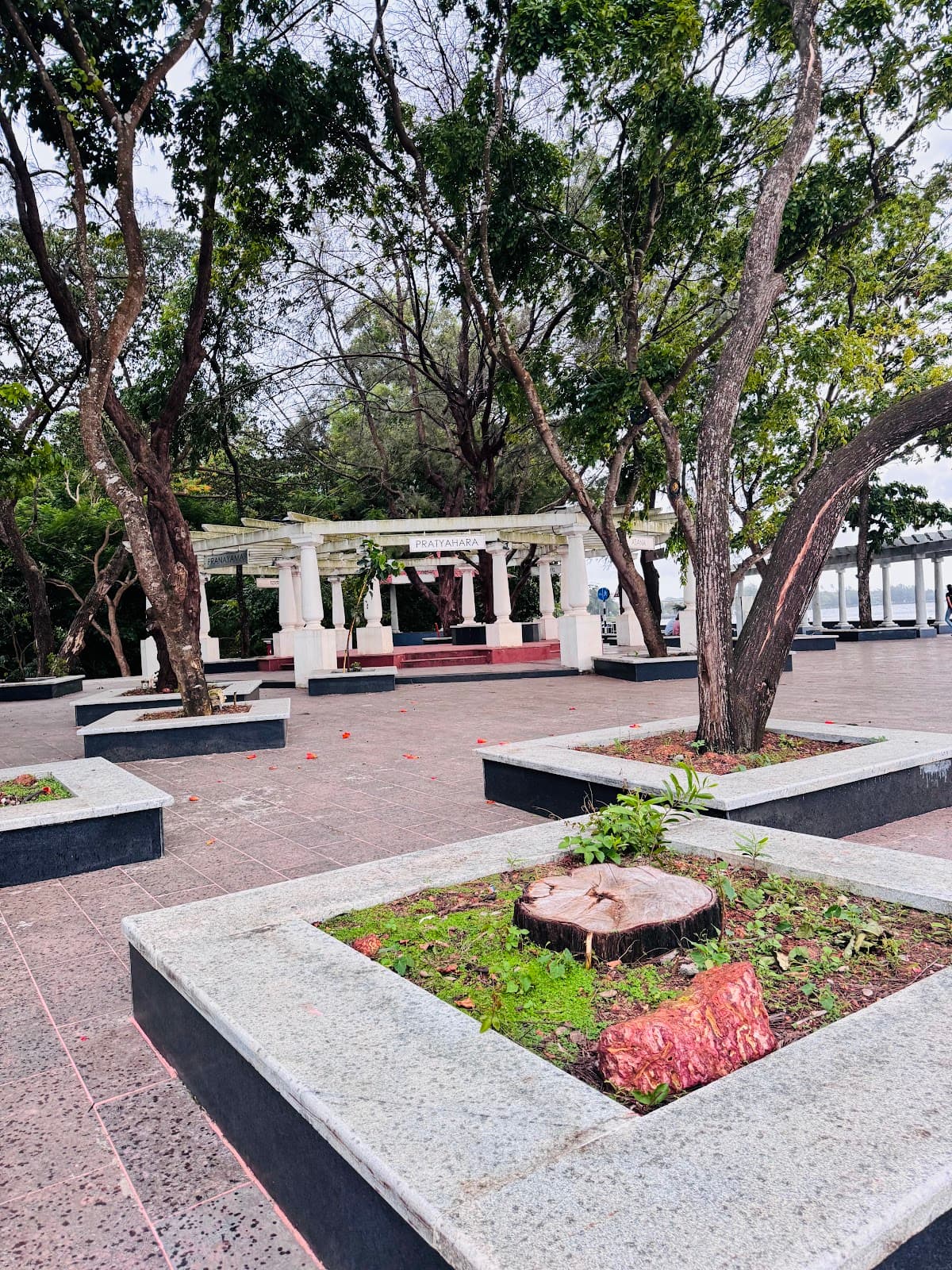 Campal Gardens thumbnail 2