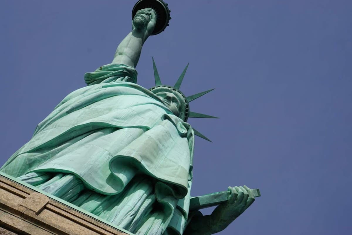 Statue of Liberty thumbnail 2