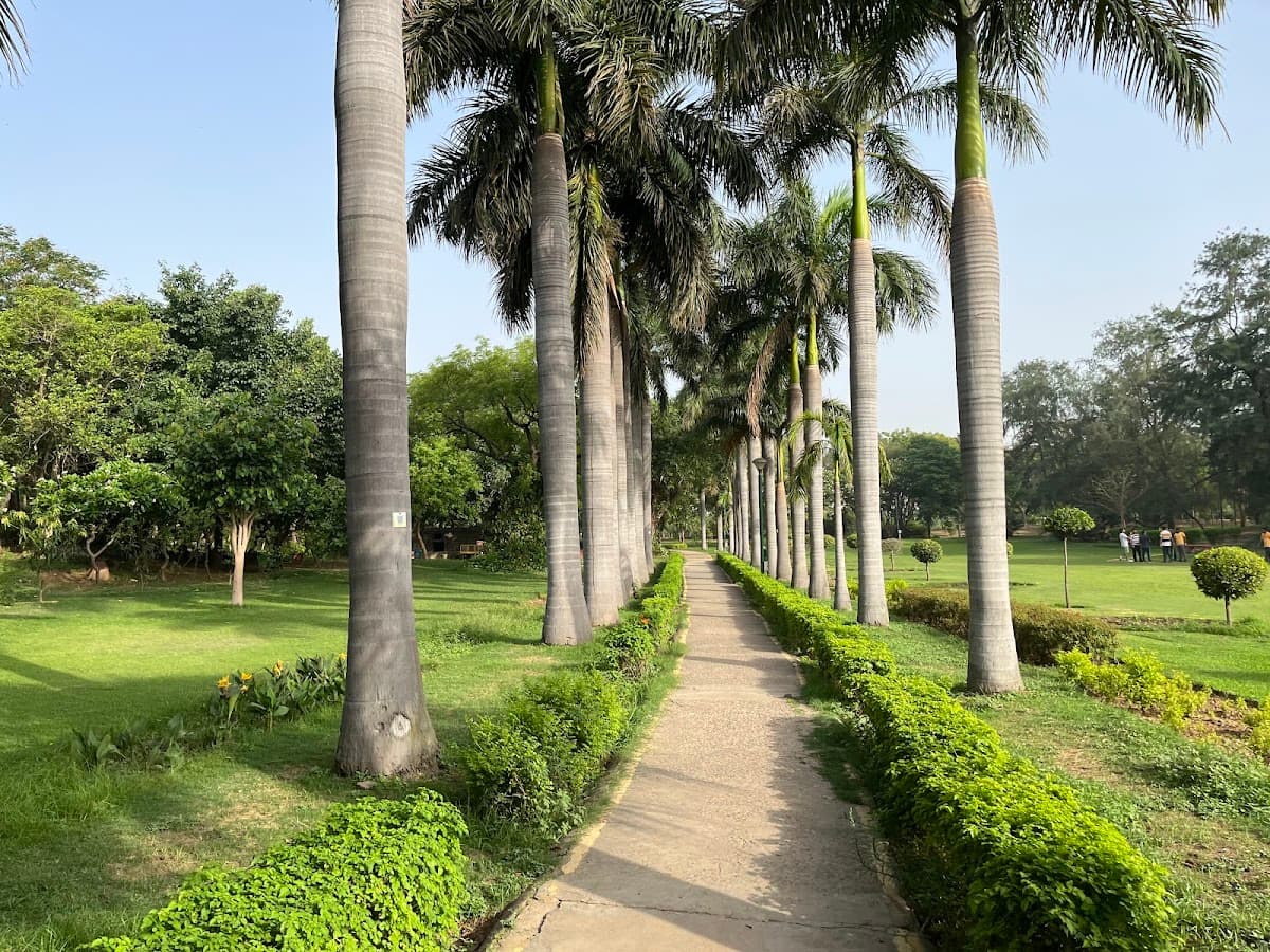 Nehru Park New Delhi thumbnail 2