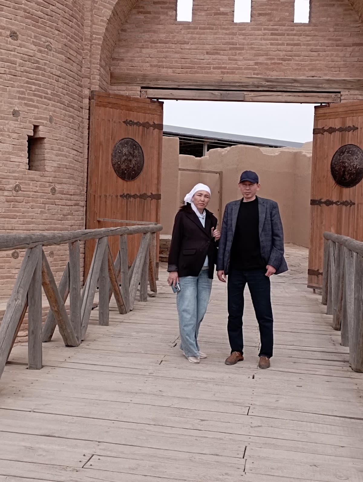 Arystan Bab Mausoleum thumbnail 2