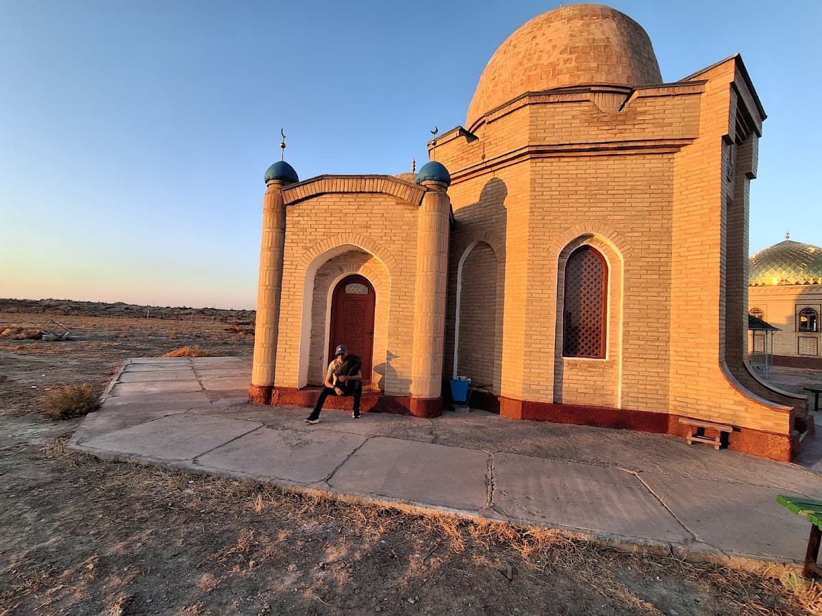 Arystan Bab Mausoleum thumbnail 3