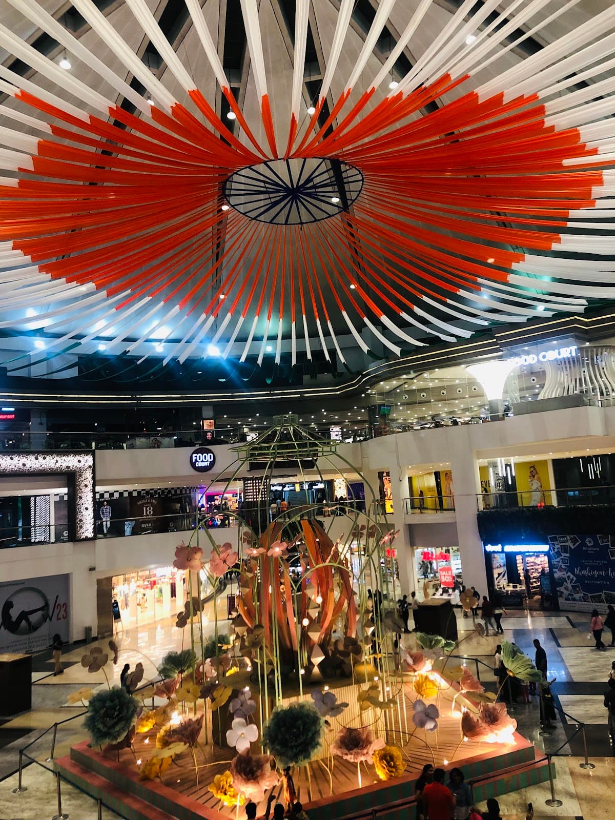 Amanora Mall thumbnail 3