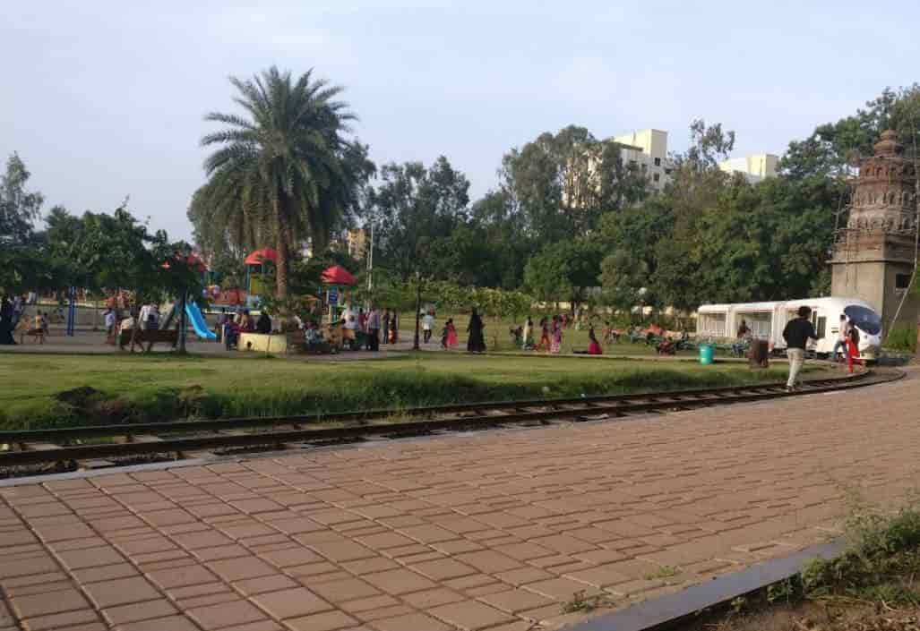 Chhatrapati Shivaji Maharaj Garden thumbnail 3