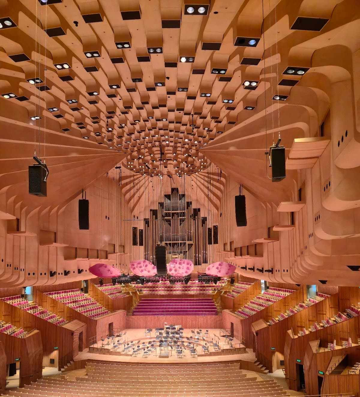 Sydney Opera House thumbnail 2