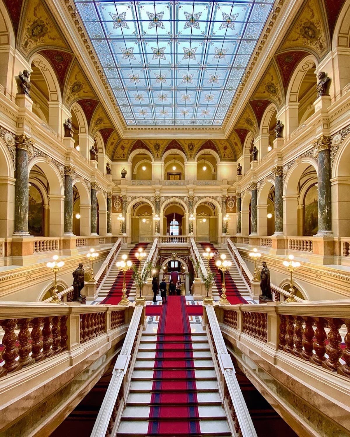 National Museum thumbnail 2