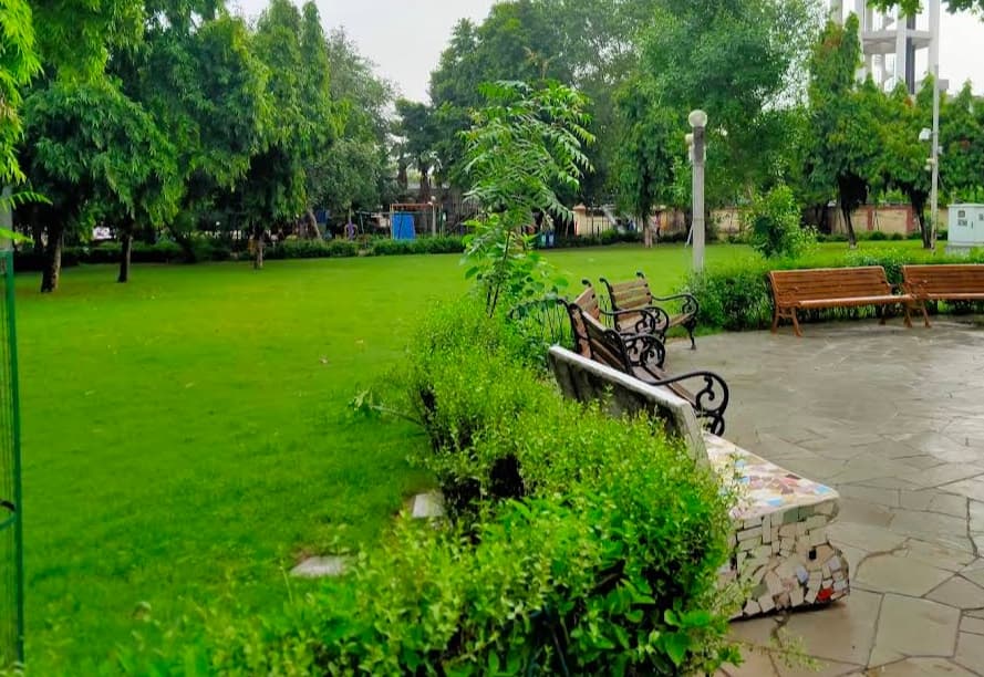 Uttam Nagar Garden 1