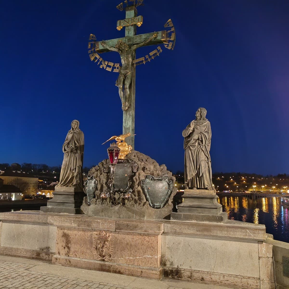 Charles Bridge thumbnail 3