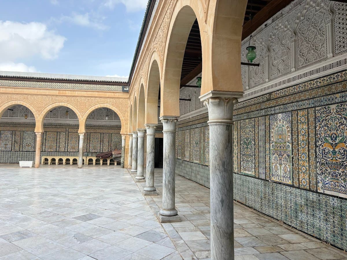 Sidi Sahbi Mausoleum thumbnail 2