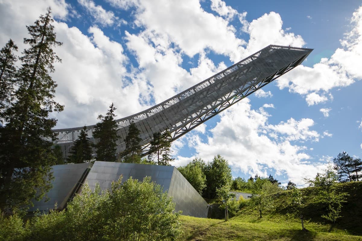 Holmenkollen Ski Museum thumbnail 3