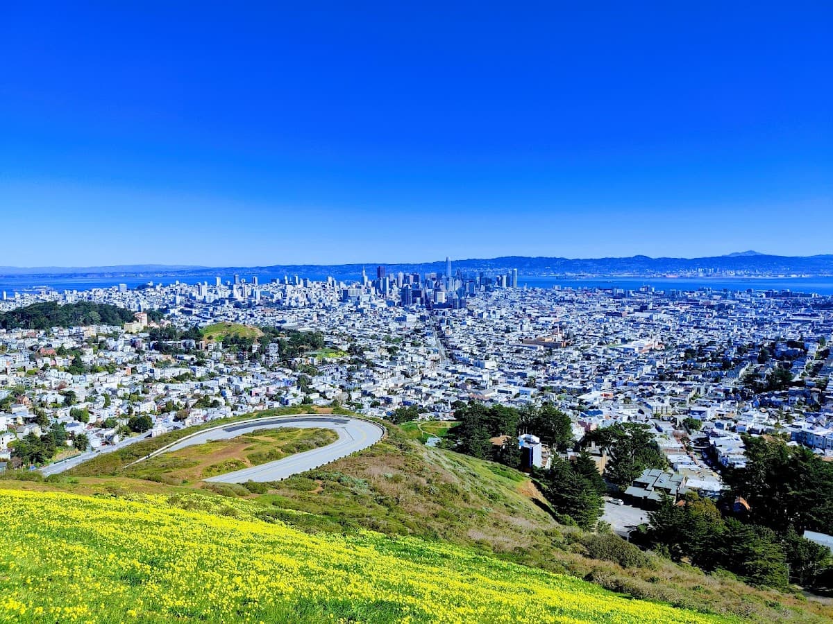 Twin Peaks photo 1