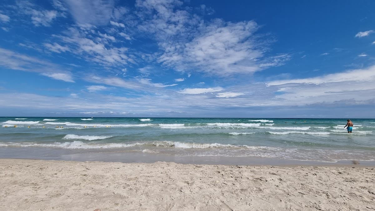 Beach thumbnail 2