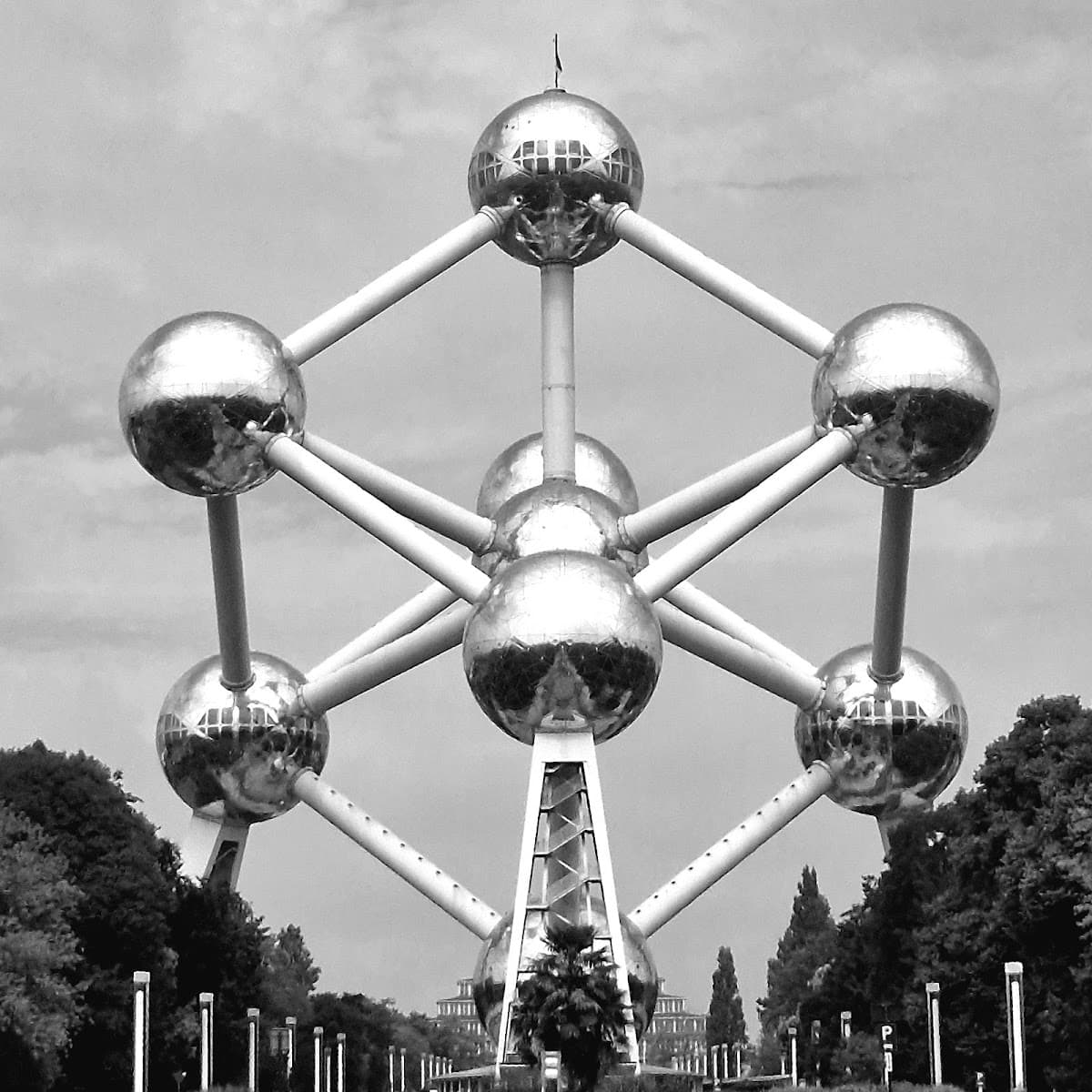 Atomium photo 1