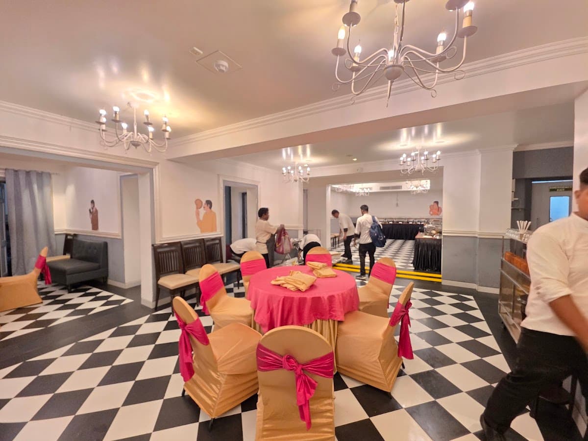 6 Ballygunge Place
