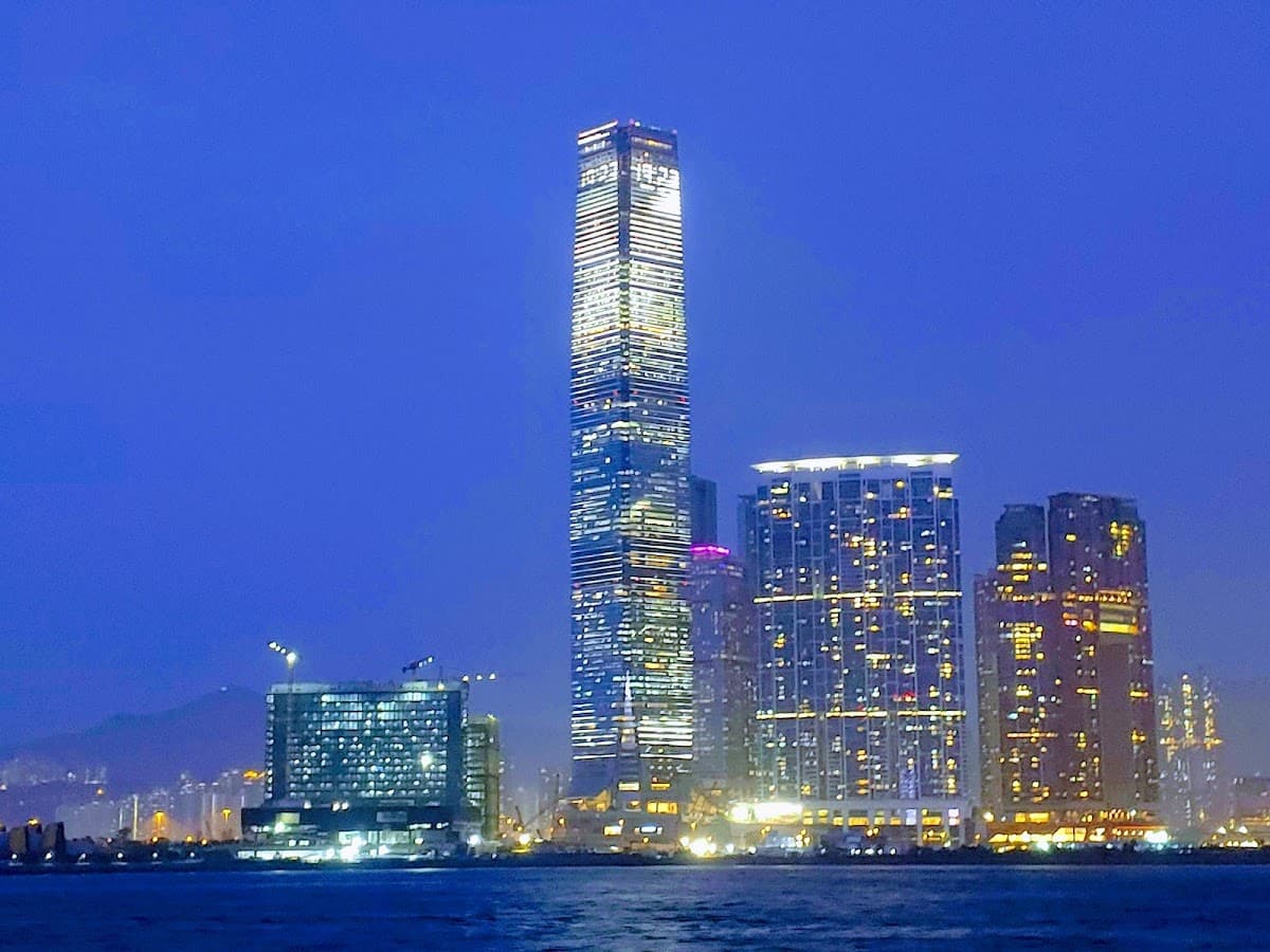 Victoria Harbour thumbnail 3