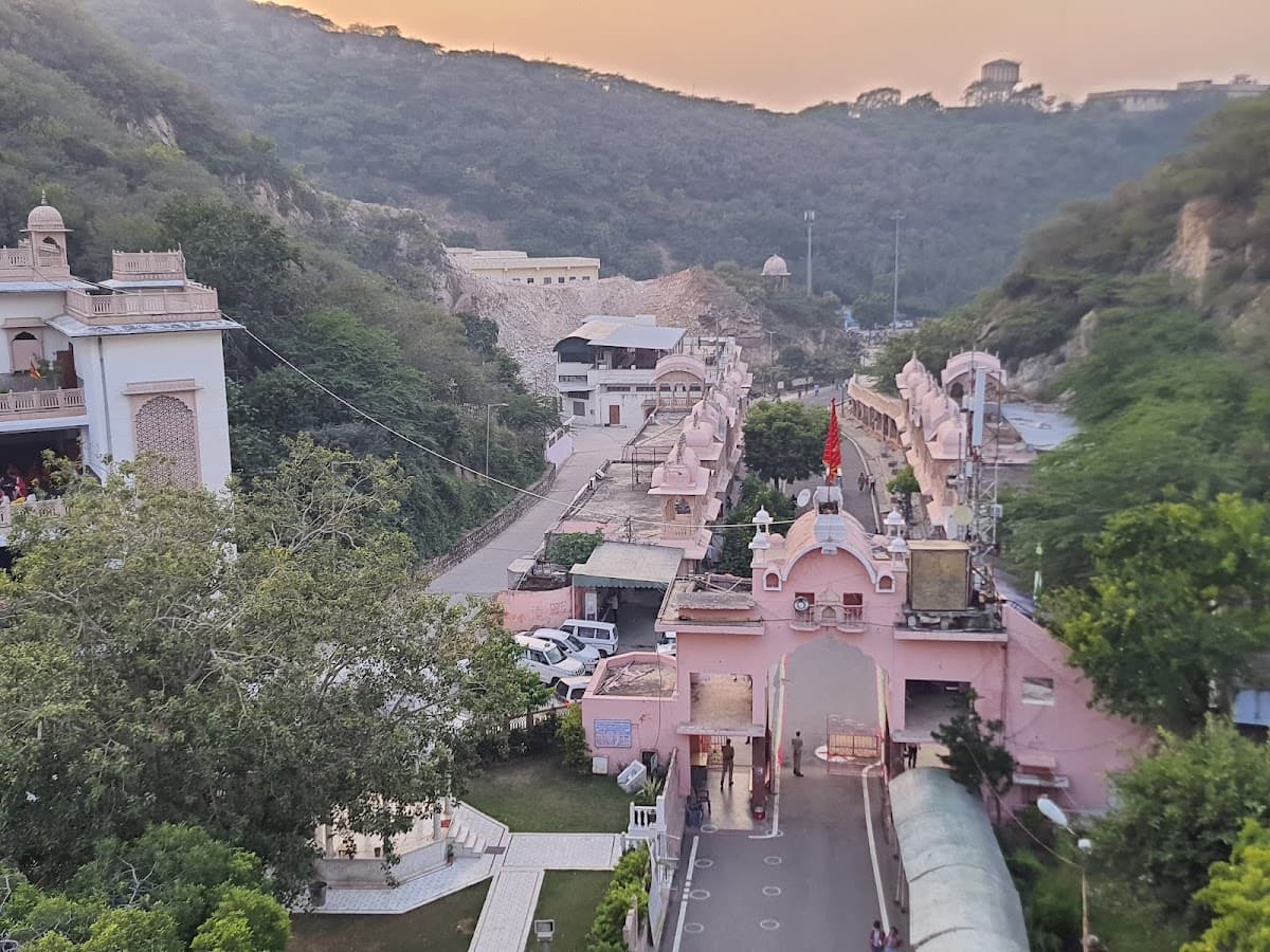 Shri Khole Ke Hanuman Ji Temple, Jaipur thumbnail 2