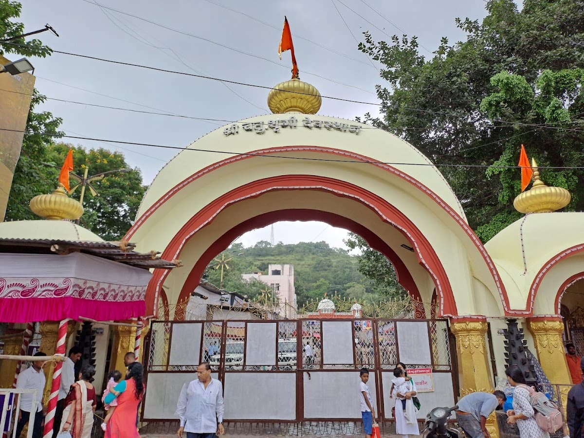 Shri Chatushrungi Devi Temple thumbnail 2