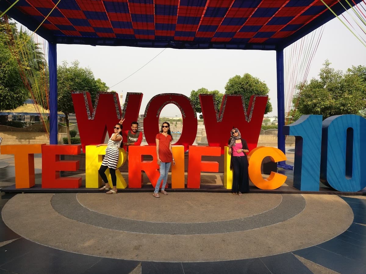 Worlds of Wonder thumbnail 3