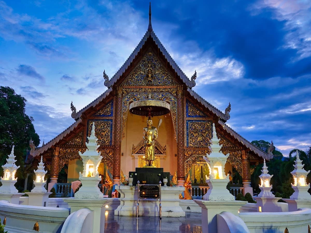 Wat Phra Singh Woramahawihan thumbnail 2