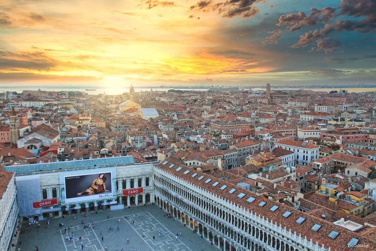 St Mark's Campanile thumbnail 2