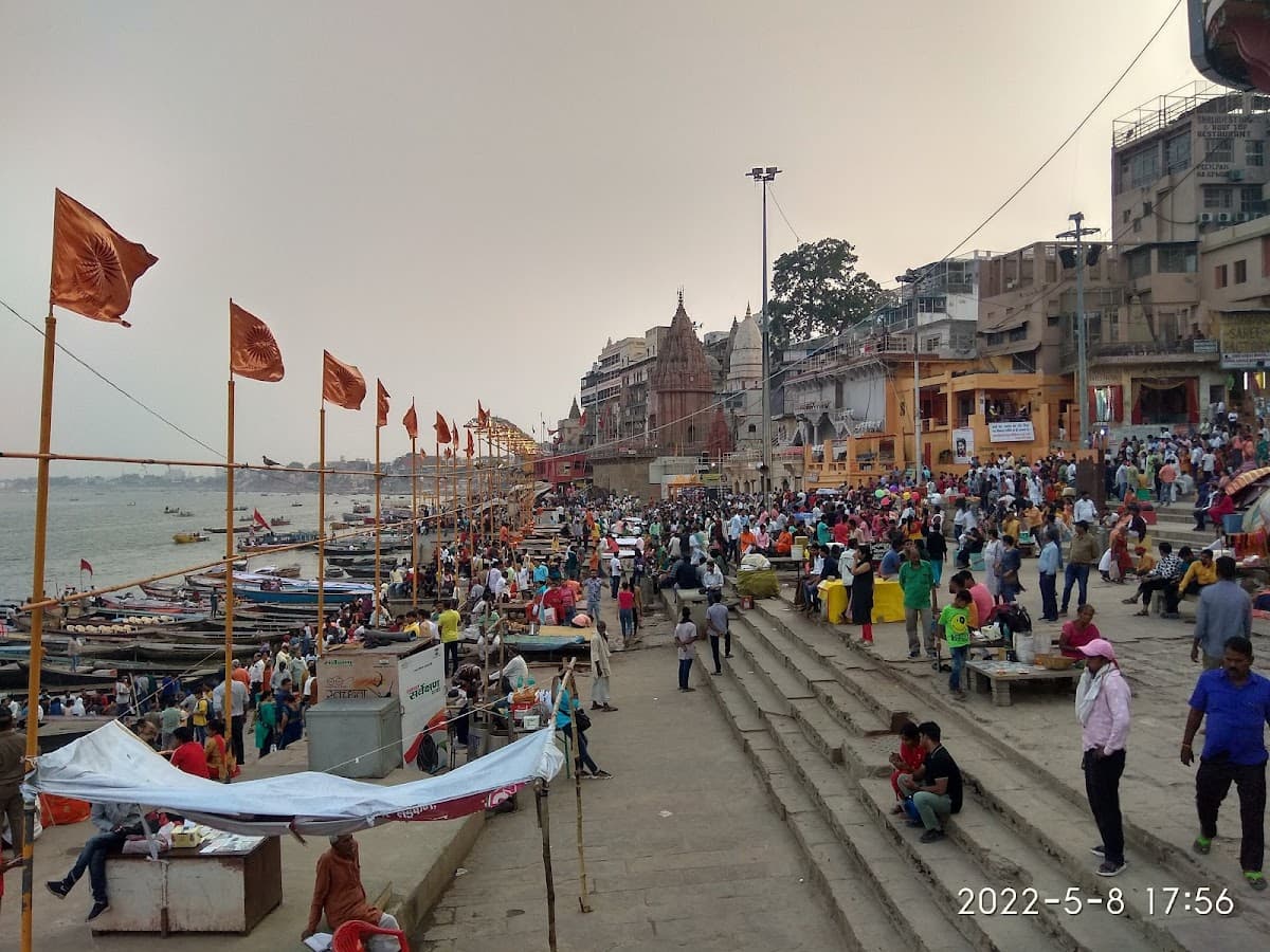 Dashashwamedh Ghat thumbnail 3