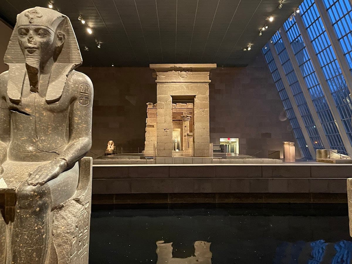 The Metropolitan Museum of Art thumbnail 3