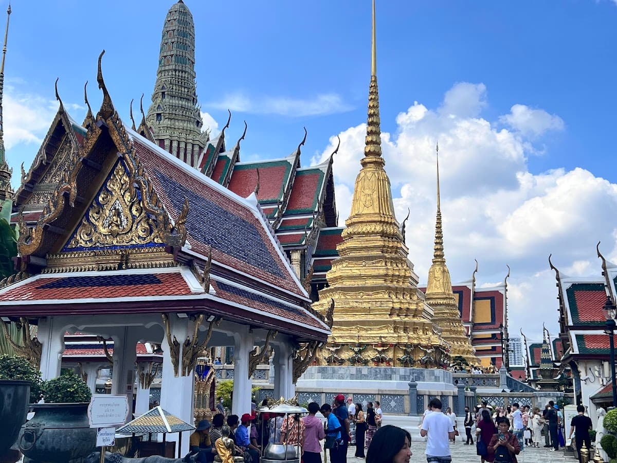 The Grand Palace thumbnail 2