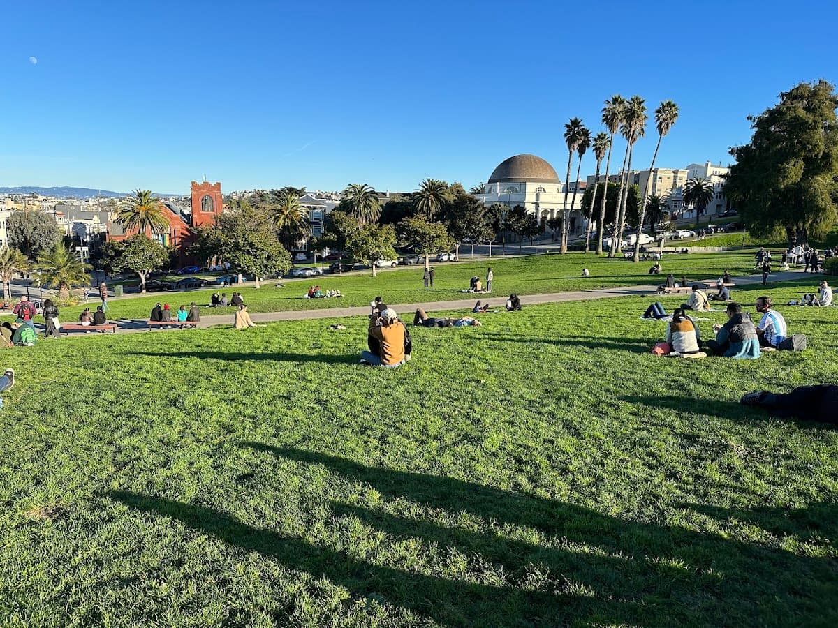 Mission Dolores Park thumbnail 3